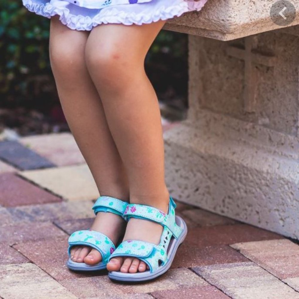 See Kai Run Arcadia Flower Sandal/Water Shoe NWT